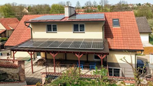 Statenice House | Guest House Prague Airport