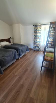 Omalo House | Guest House Shina