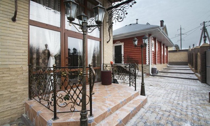 Aksay House | Guest house Sudar