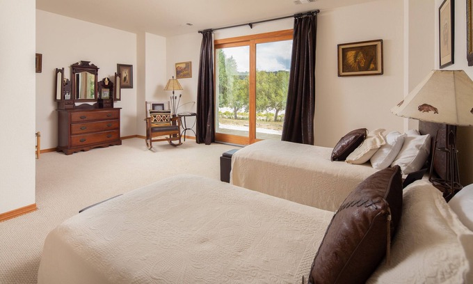 Junction House | Guest Lodge on the Johnson Fork of the Llano River