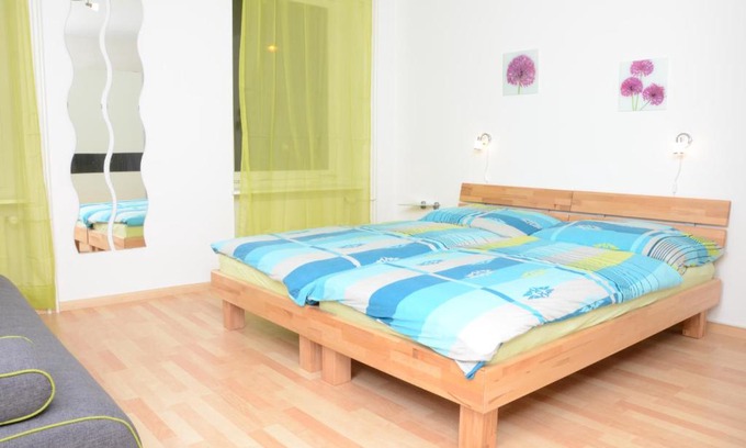 Iselin House | Guesthouse Casa Esperanza Basel