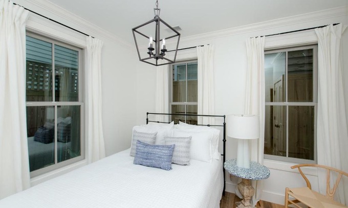 Cannonborough Elliotborough House | Guesthouse Charleston WEST 242 B and C