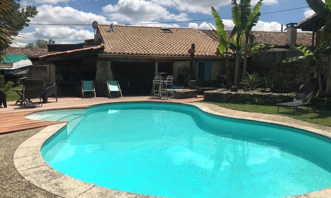 Barsac House | Guesthouse for 2 in a peaceful setting among the vines. Sauna & pool