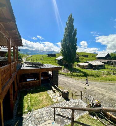 Omalo Hotel | Guesthouse Lasharai