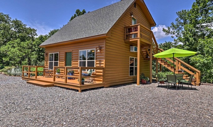 Ferndale Cottage | Guesthouse Loft at Starlight Ridge.