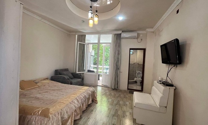 Kvariati Apartment | Guesthouse Nuri in Kvariati