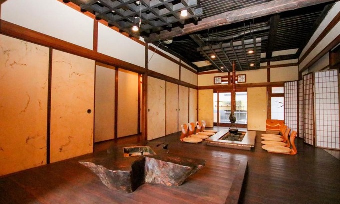 Masaki-cho House | Guesthouse Omoya-全個室-囲炉裏のぬくもりと共にグループの絆を深める古民家宿でゆっくりとした時間を-6名部屋-6名部屋-8名部屋-最大20名-ペット同伴可は一室のみ-