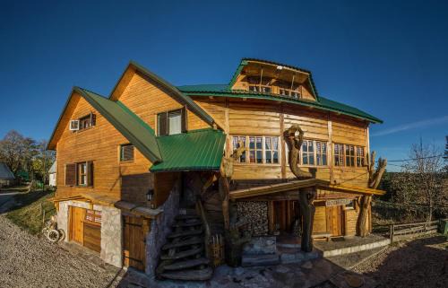 Pitomine House | Guesthouse Planinarski dom Neviđen'o