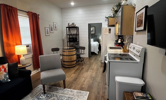 Saint Francis House | Guesthouse