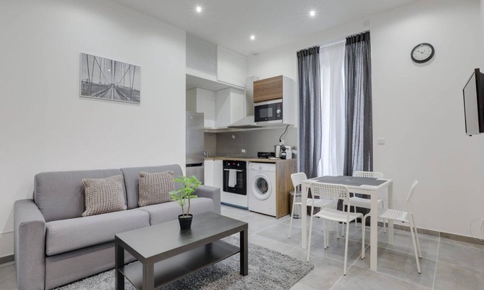 Villette Gare Apartment | GuestReady - Beautiful Minimalist Central Flat