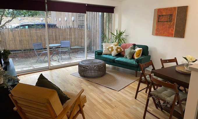 Rotherhithe Apartment | GuestReady - Elegant Getaway in London
