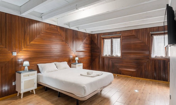 Sao Pedro da Afurada House | GuestReady - Fisherman's Shelter