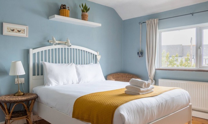Coolock House | GuestReady - Family retreat in Beaumont