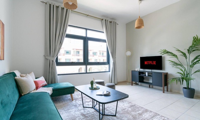 The Greens Apartment | GuestReady Holiday Homes - The Green Scape