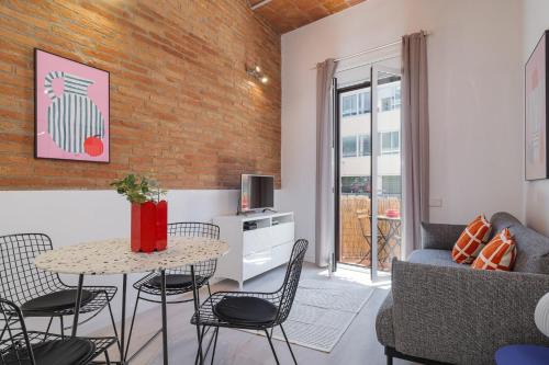 El Parc i la Llacuna del Poblenou Apartment | GuestReady - Lovely home in the heart of Barcelona
