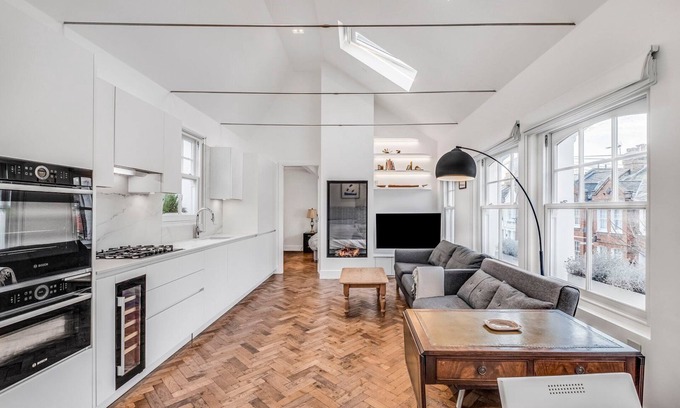 Sands End Apartment | GuestReady - Modern Flat in Fulham