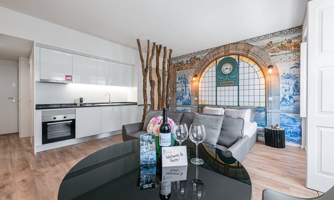 Cedofeita Apartment | GuestReady - Nature-themed Studio