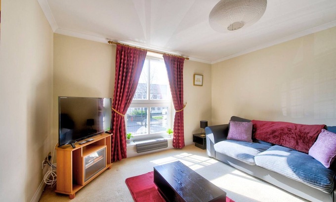 Gifford Apartment | GuestReady - Nice 3Bdr Apart W/Private Parking