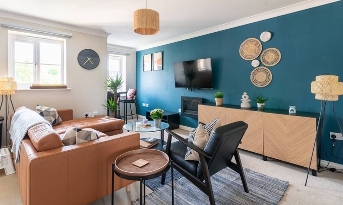 Cribbs Causeway Apartment | GuestReady - Suburban Living in Cheswick Village