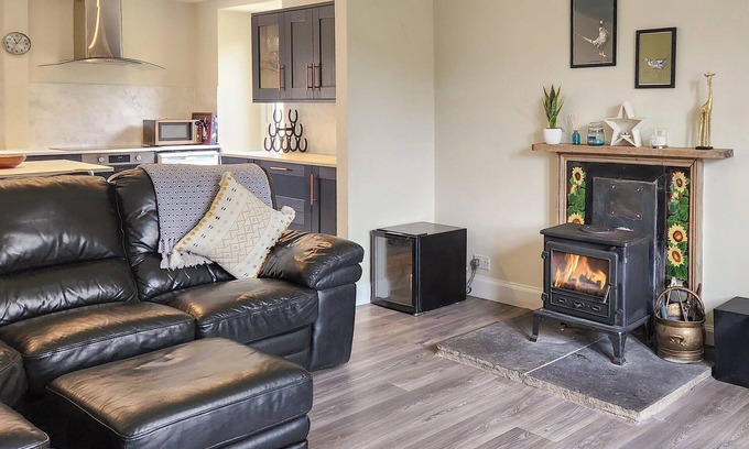 Hawick Cottage | Guests will love this peaceful rural property.