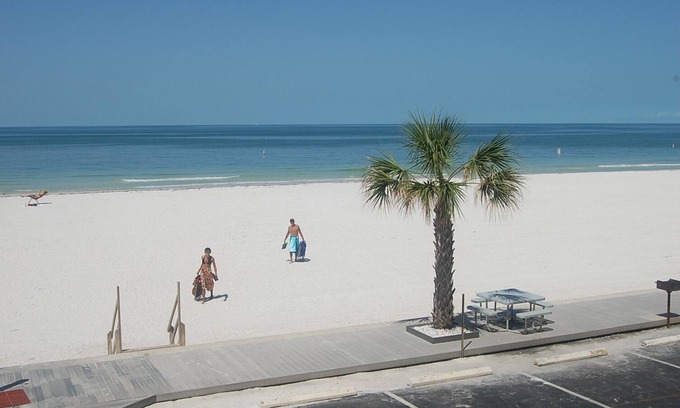 Sunset Beach Condo | Gulf Front! Beautiful Sunset Beach - Heated Pool!