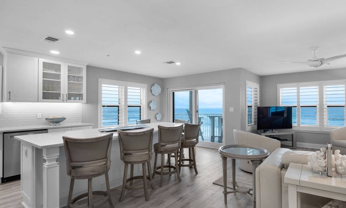 Crystal Beach Condo | Gulf Front, Gated Community, Free Beach Service