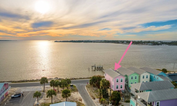 Cedar Key House | Gulf Front sunset stilt house with amazing sunsets