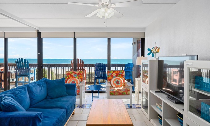 Port Aransas Condo | Gulf Shores 209 Gorgeous Oceanfront View 2nd Floor 2 Bed 2 bath Condo