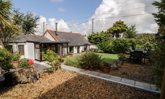 Bodorgan House | Gull Cottage