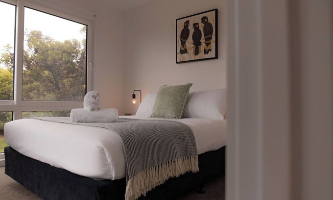 East Coast Tasmania Apartment | Gull's Whisper - all you need