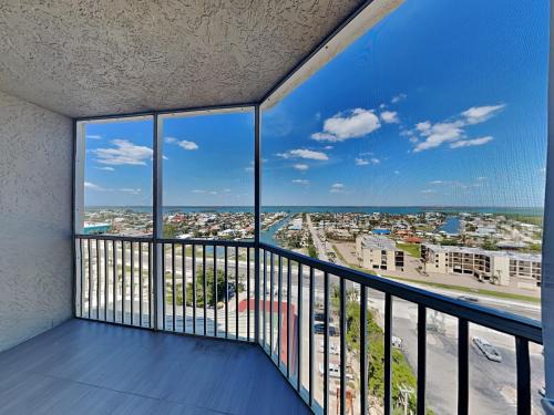 South Island Apartment | Gullwing 1201