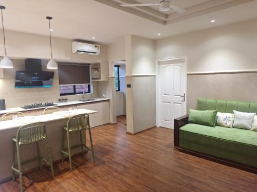 Kannur Apartment | Gulzar 1BHK Service Apartment, kannur