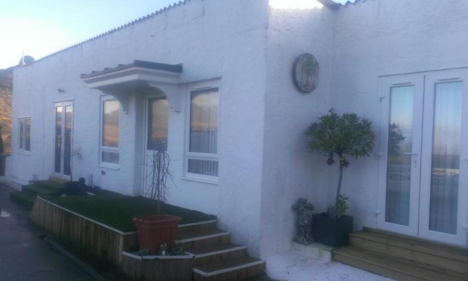 Port Askaig House | Gumtree Cottage