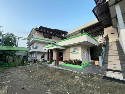 Sukaraja Hotel | Gunung Geulis Village Pavotel