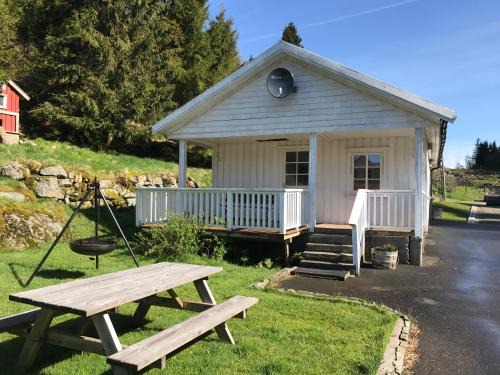 Kvinesdal Cabin | Guse gård