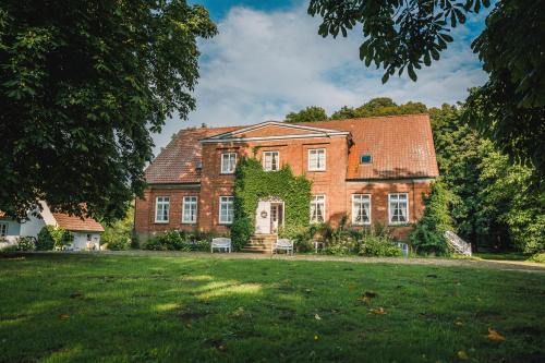 Rugen Island Bed & Breakfast | Gutshaus Krimvitz Doppelzimmer inkl Frühstück