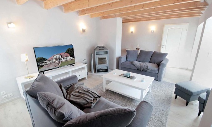 Bergen auf Ruegen Apartment | Gutshaus Silvitz by Rujana