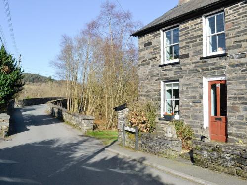 Dolwyddelan House | Gwernol