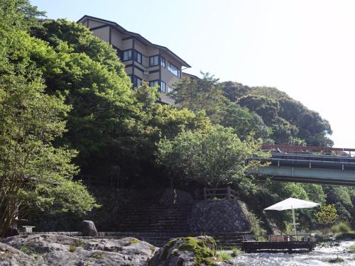 Tawaramaya Onsen Hotel | Gyokusenkaku