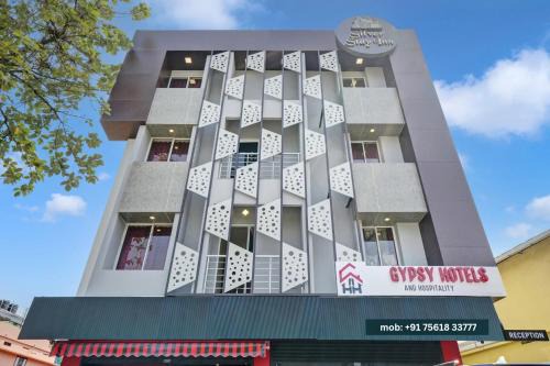 Kalamassery Hotel | GYPSY HOTEL CUSAT