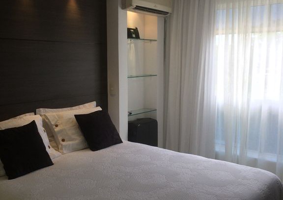 Asa Sul Apartment | Hóspede se em frente ao Parque da Cidade e desfrute da natureza de Brasília!