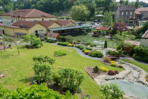 Val de Briey Hotel | Hôtel Aster Restaurant Aux Arcades