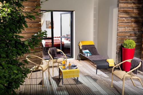 Courlans Hotel | Hôtel Auberge de Chavannes