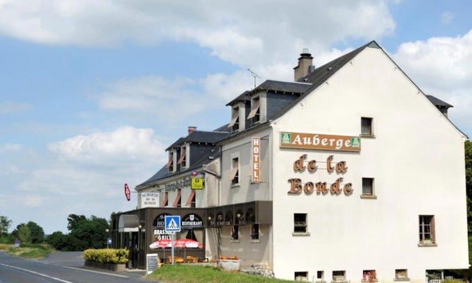 Saint-Michel-sur-Loire Hotel | Hôtel Auberge de la Bonde logis