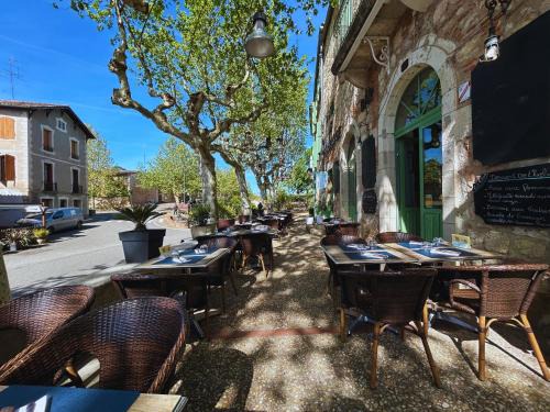 Auvillar Hotel | Hôtel De L'Horloge