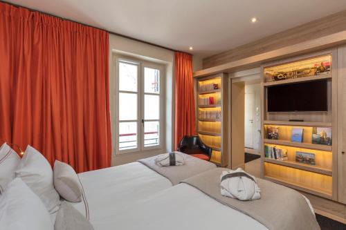 Saint-Thomas-d'Aquin Hotel | Hôtel de Lille - Saint-Germain des Près