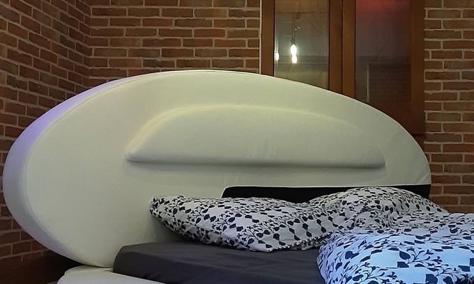 Reuilly Apartment | Hôtel du Berry - Charming Furnished Accommodation Sauna, Hammam, Jacuzzi