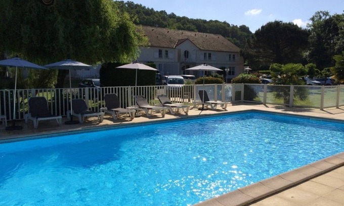Eugenie-les-Bains Hotel | Hôtel Restaurant Relais des Champs
