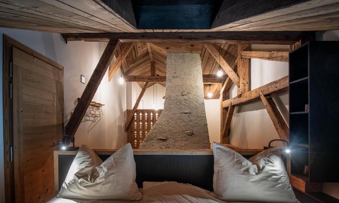 La Sagne Hotel | Hôtel-Restaurant Le Cochon Rose