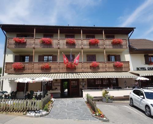 Morlon Hotel | Hôtel Restaurant le Gruyérien